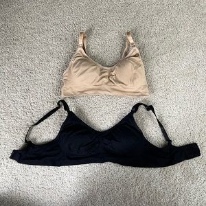 Stelle nursing bra 2 pack, size large. Black and nude color